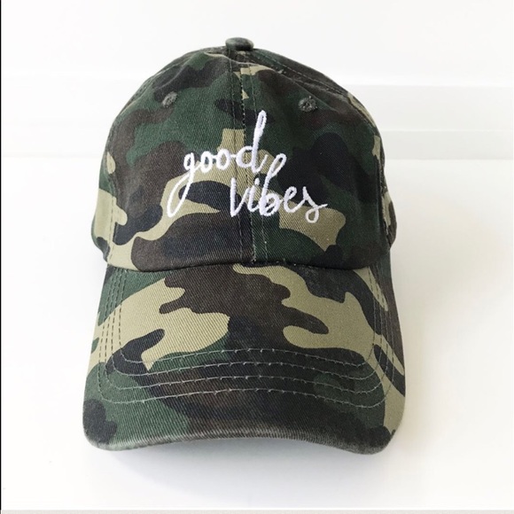 Good Vibes Hat in Camo - Picture 4 of 4